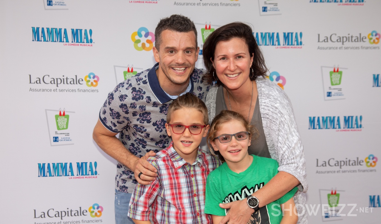 Première de Mamma Mia! à Montréal